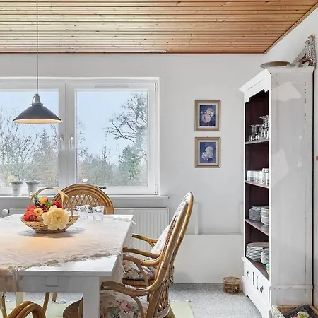 4732 Aakirkeby - Grammegardsvej 6 Апартаменты Akirkeby