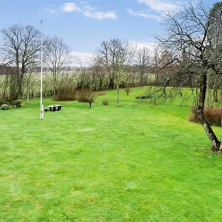 4732 Aakirkeby - Grammegardsvej 6 *