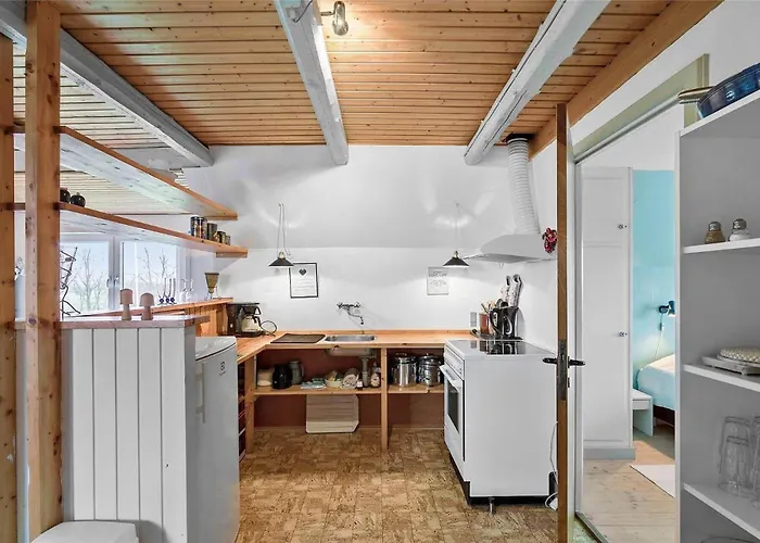 4732 Aakirkeby - Grammegardsvej 6 * Åkirkeby