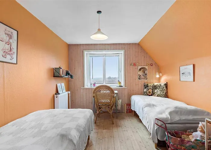 4732 Aakirkeby - Grammegardsvej 6 * Åkirkeby